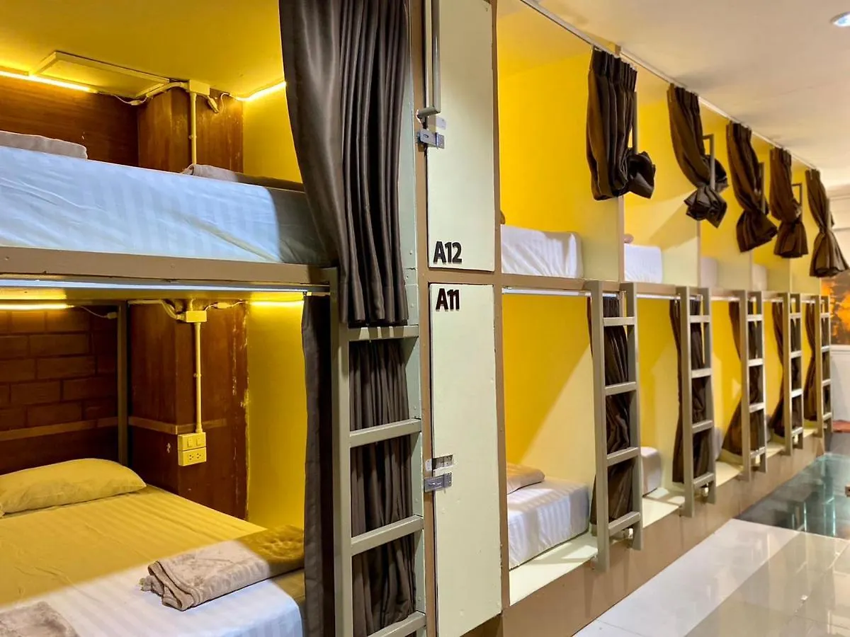 Longdoo Hostel Koh Koh Phi Phi Don Hôtel capsule
