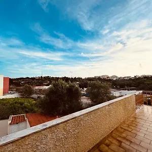 https://central-holiday-guesthouse.hotelaalgarve.com